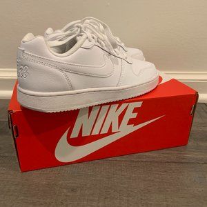 Women's Nike Ebernon Low - White, Size 6